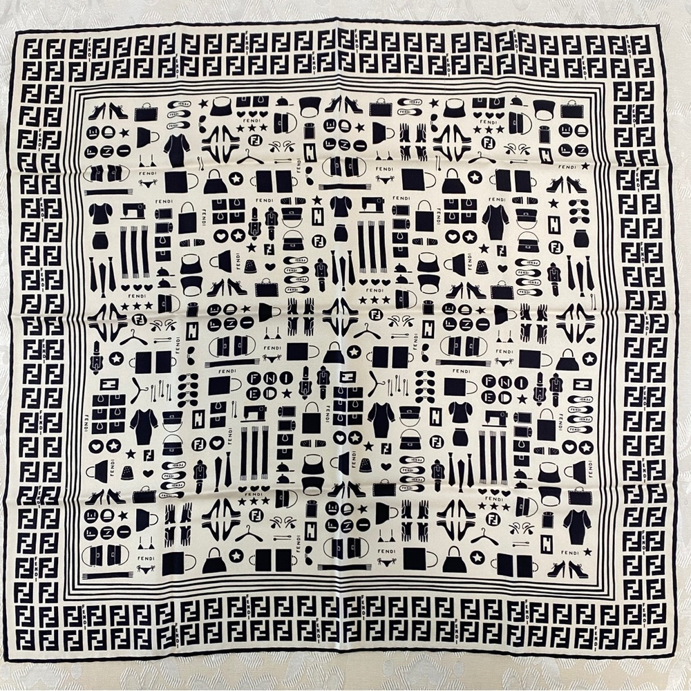 Fendi black white logo print Silk